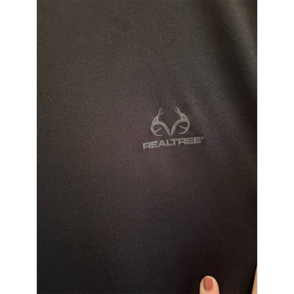 Realtree Men's Black Long Sleeve T-Shirt Size L Lightweight Fall Wear - Picture 3 of 7